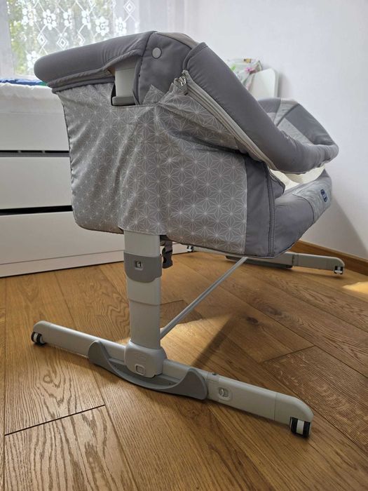 Łóżeczko dostawne Chicco Next2Me dla niemowlaka