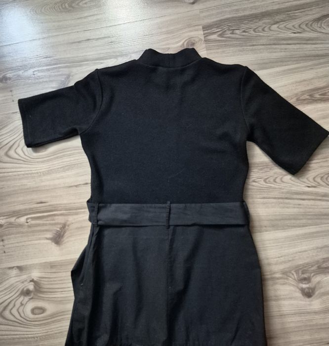Czarna sukienka Zara