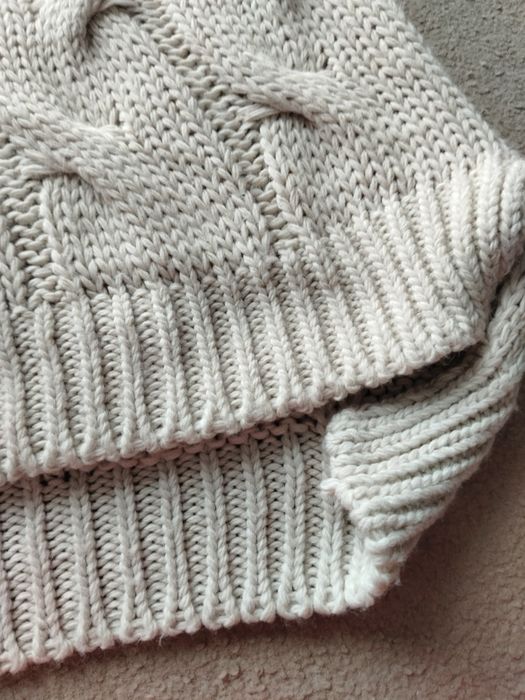 Damski golf-sweter