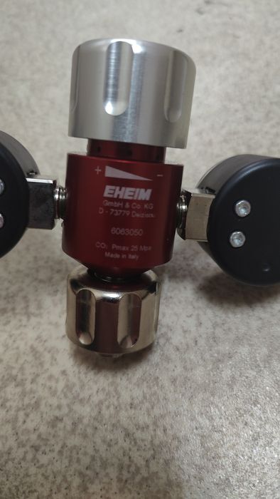 “CO2 система Eheim Complete Set 600 балон 2кг до 2034”