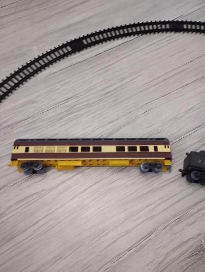 Stara kolejka na baterie