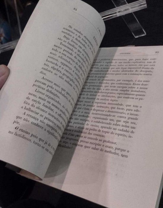 A Mulher sua Infância, educação e influencia na Sociedade S. de Frias