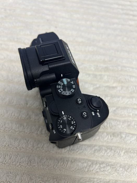 Фотоапарат Sony Alpha A7III Body Black (ILCE7M3B.CEC)