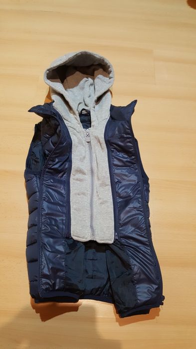 Bezrękawnik kamizelka  ocieplana z kapturem