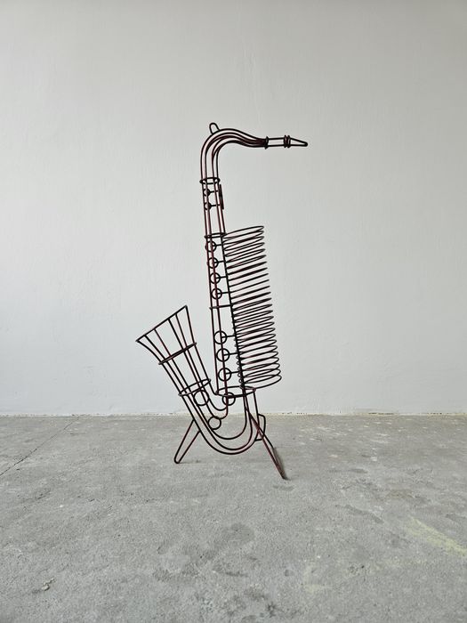 Stojak saksofon na płyty CD vintage retro modern