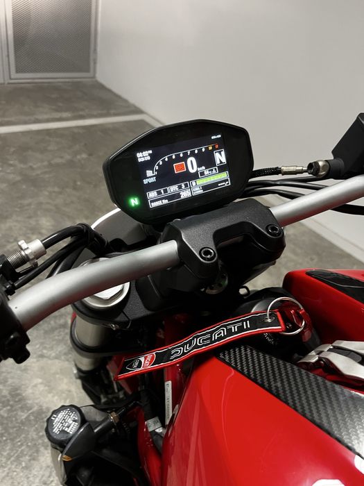 Ducati Monster 821 Red 2018