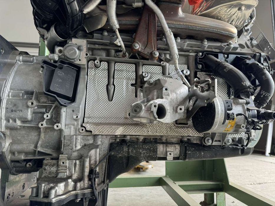 Двигун М256 5.3 AMG  A2560100903