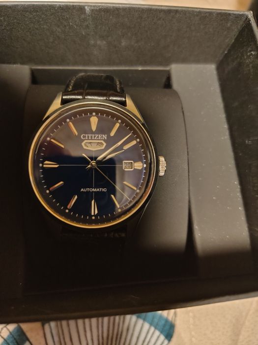 Годинник CITIZEN NH8390-20LE