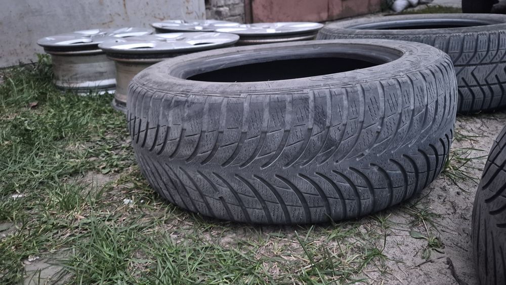 Шини 205/55/r16 всесезон