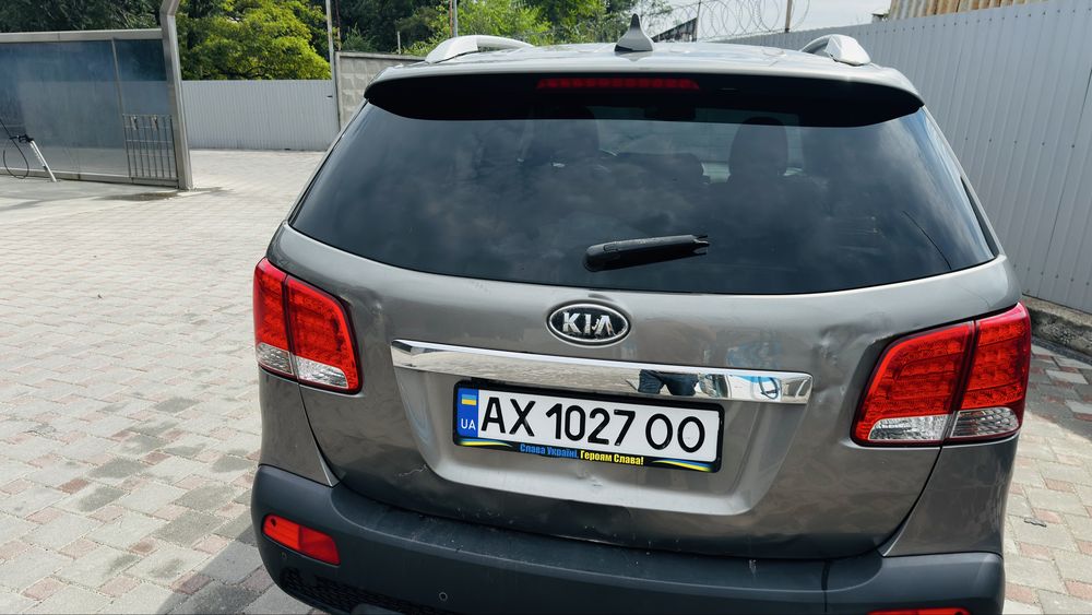 KIA SORENTO 2012 VIN KNAKU814DC5343681 фото оголошення 4 з 8