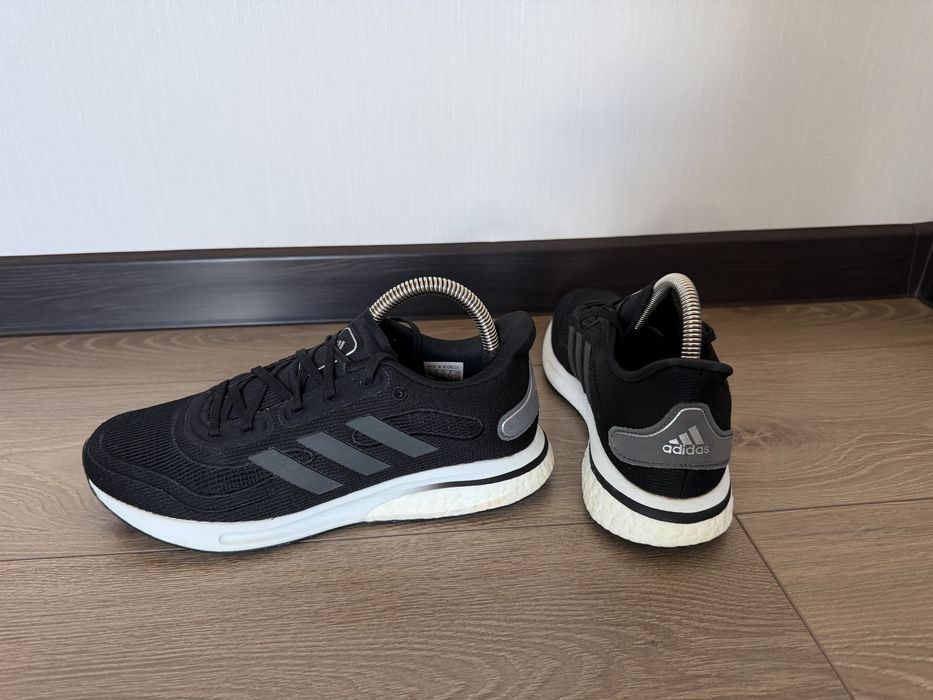 Кросівки adidas 39 розмір