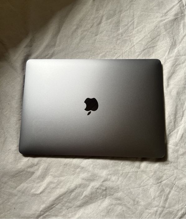 Apple MacBook Pro 13 2019 заблокирован MDM, iCloud чистый