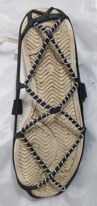 Yaktrax Pro Crampões de marcha