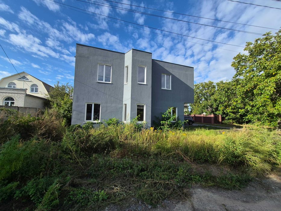 Продам таунхаус Нові Петрівці, вул. Межигірська 185.