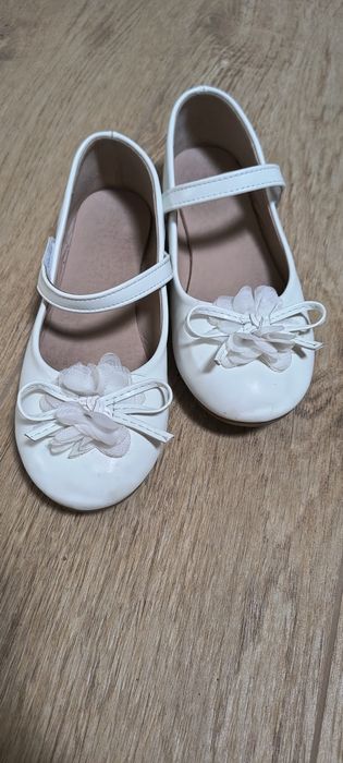 Buty dla dziewczynki