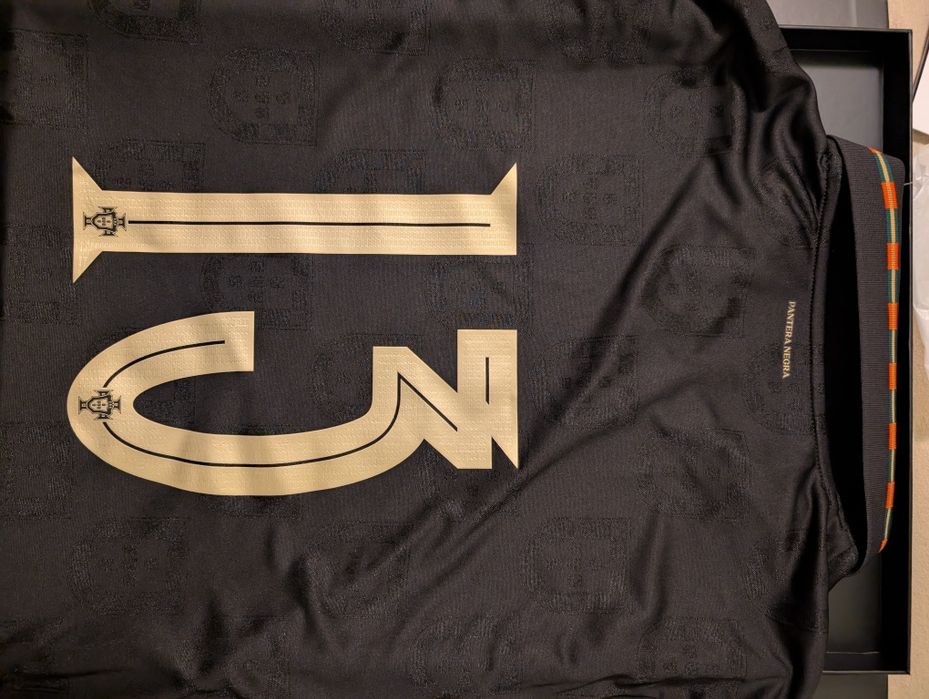 Portugal 25/26 Authentic Special Edition Eusébio Jersey Men