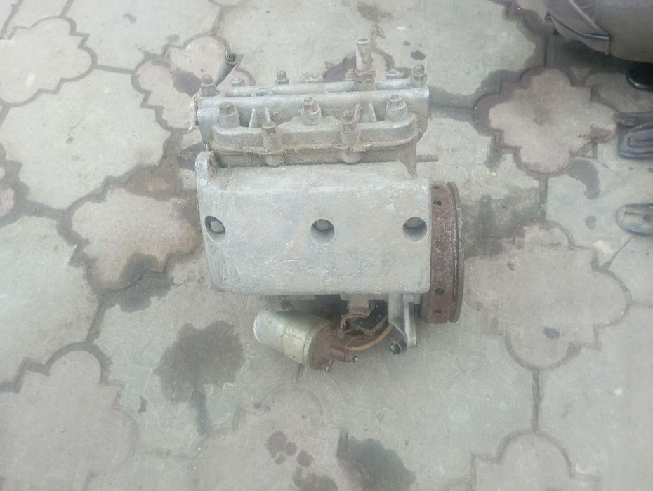 Двоциліндровий двигун бензиновий