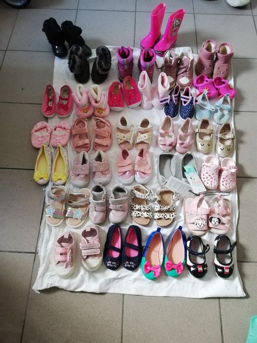 Buciki sandałki kozaczki pantofelki