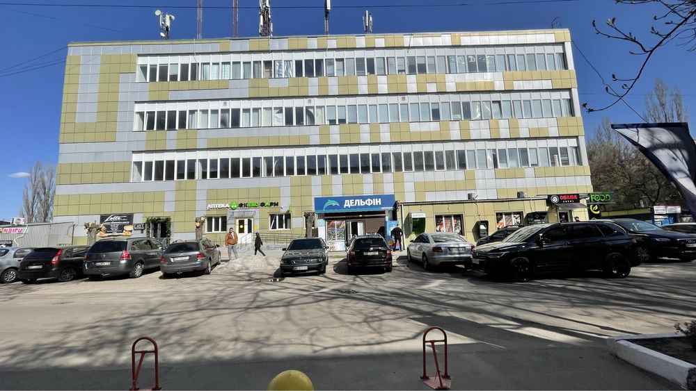 Офісні приміщення від 20м кв та  37 м кв