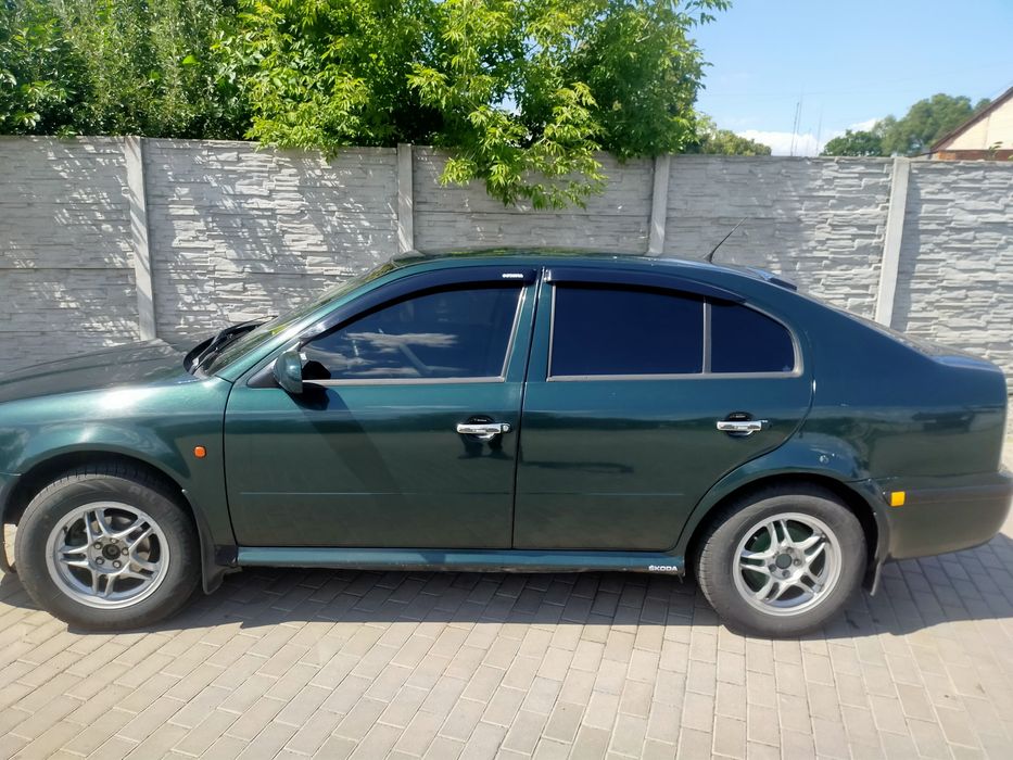 Продам надійну Skoda Octavia Tour (A4)