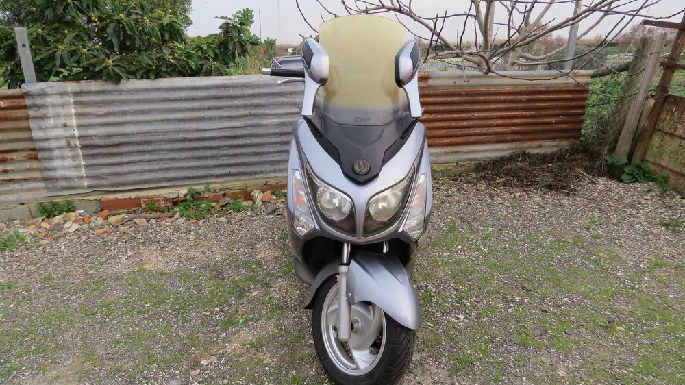 Scooter Sym 125 GTS EVO