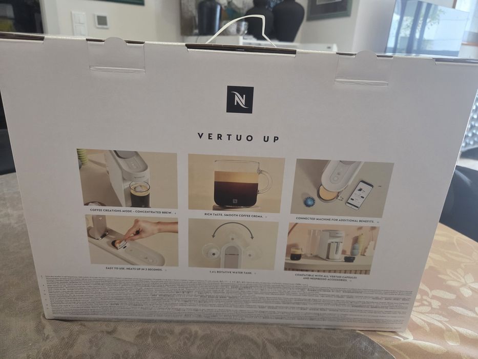 Máquina de café Nespresso VERTUO UP Branca NOVA