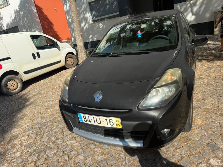 Renault clio 2010