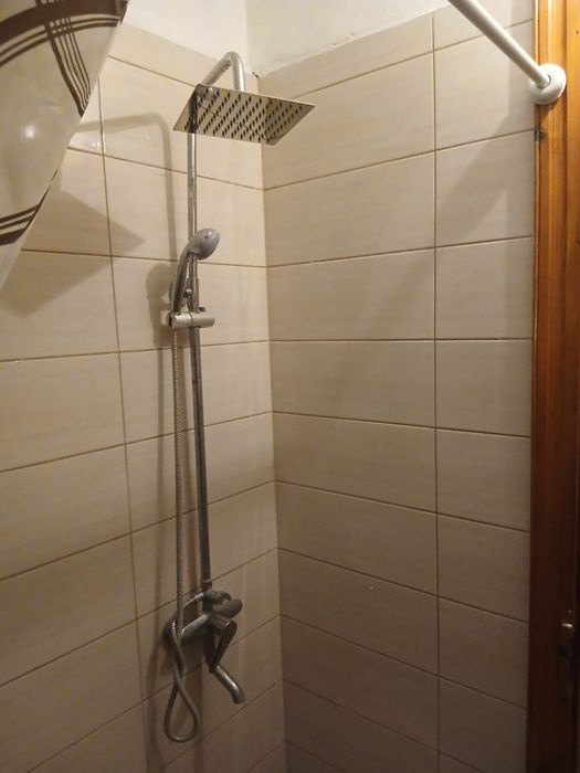 Оренда 2 кімнатна в будинку Роша вул.Ленківська