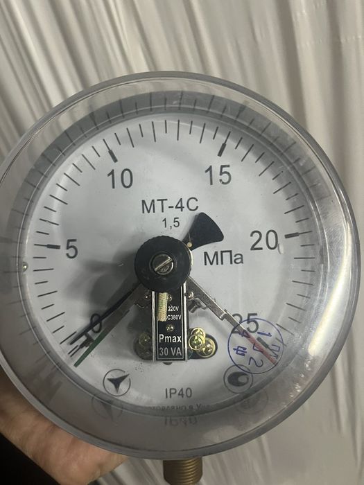 Манометр электроконтактные мт-4с класс 1,5