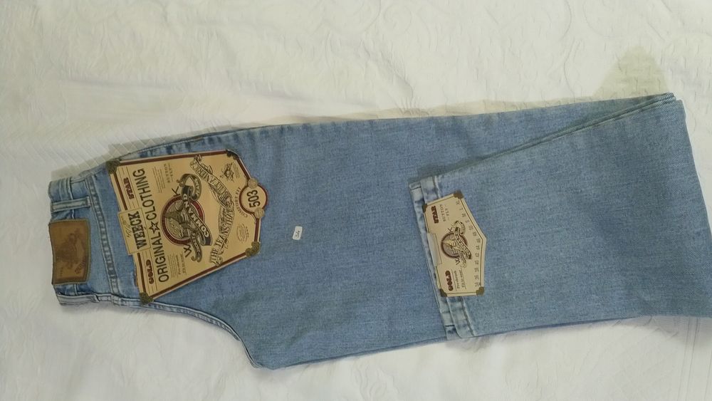 Calça feminina ganga.