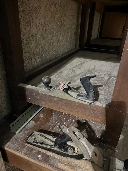 Pequenas ferramentas para trabalhar a madeira