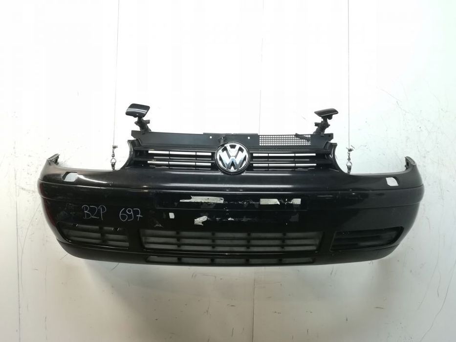 Zderzak porzedni WV Golf IV sprysk xenon BZP697