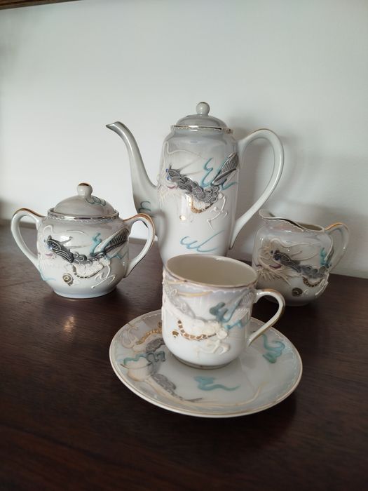 Serviço Antigo Porcelana 1970