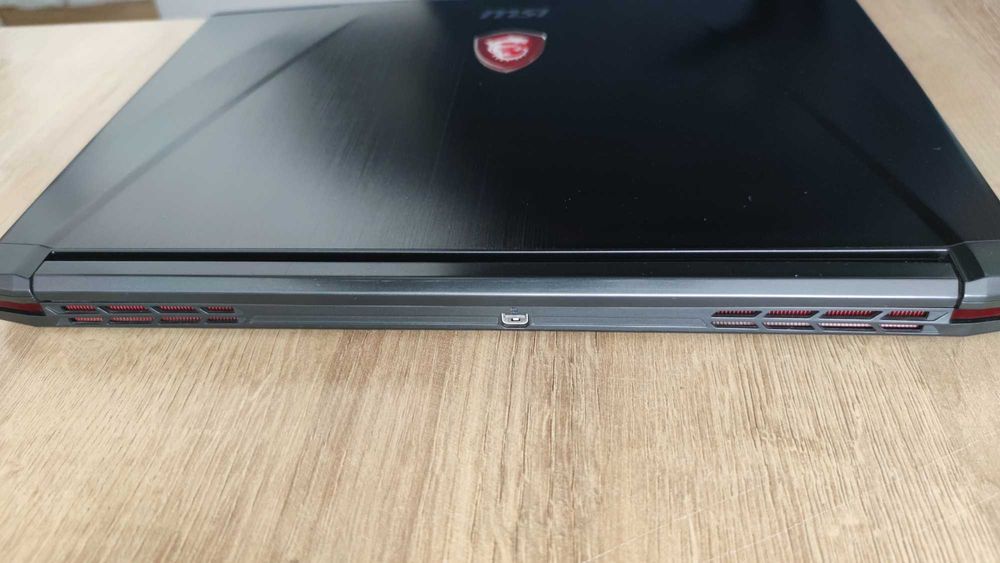 MSI GS43VR Phantom Pro, laptop 14"