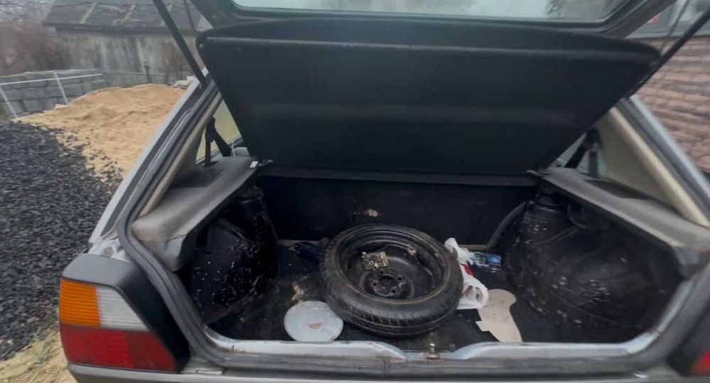 Продам автомобіль гольф 2