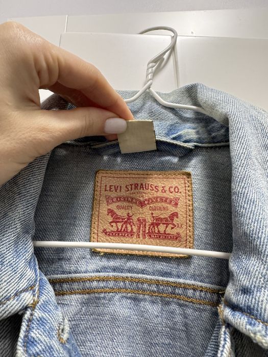 Джинсова куртка Levis