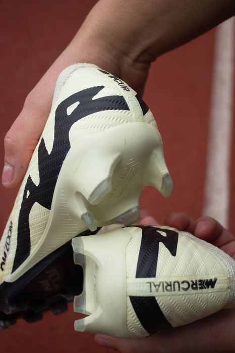Бутси Nike Mercurial