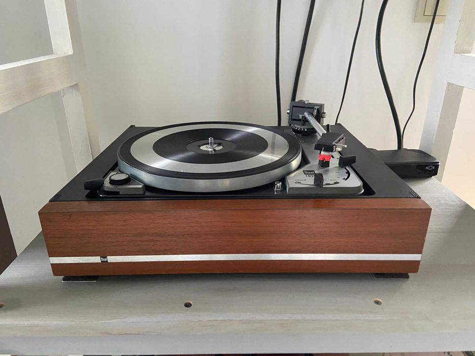 Vendo gira discos DUAL 1019