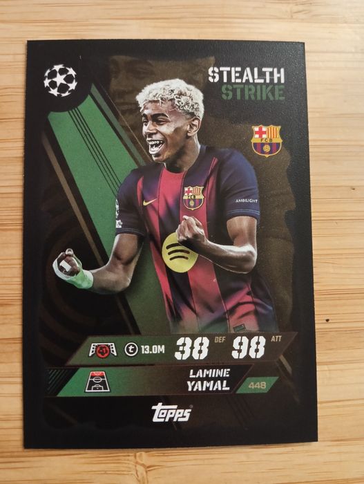 Karty kolekcjonerskie match attax 25/26 lamine yamal, messi
