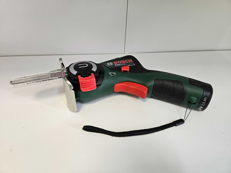 Piła Akumulatorowa BOSCH EasyCut 12 + Akumulator + Ładowarka