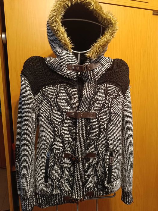Casaco super em malha tamanho L