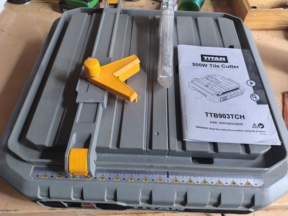 Przecinarka do glazury Titan TTB903TCH 500W