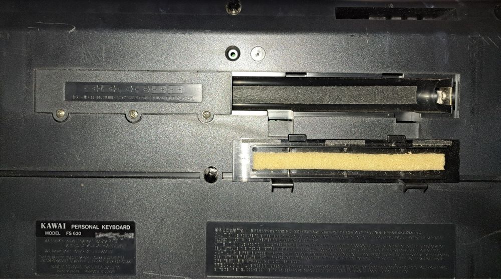 Teclado de Música Kawai FS630 90cm Vila Chã • OLX Portugal