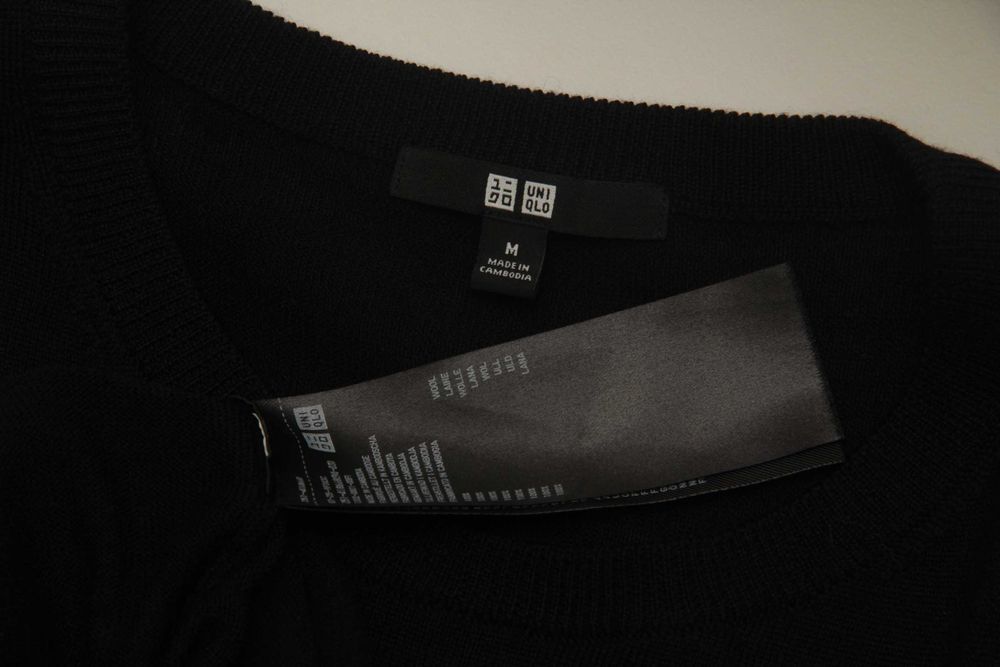 Uniqlo m, толстовка из гипоаллергенной шерсти pure new wool