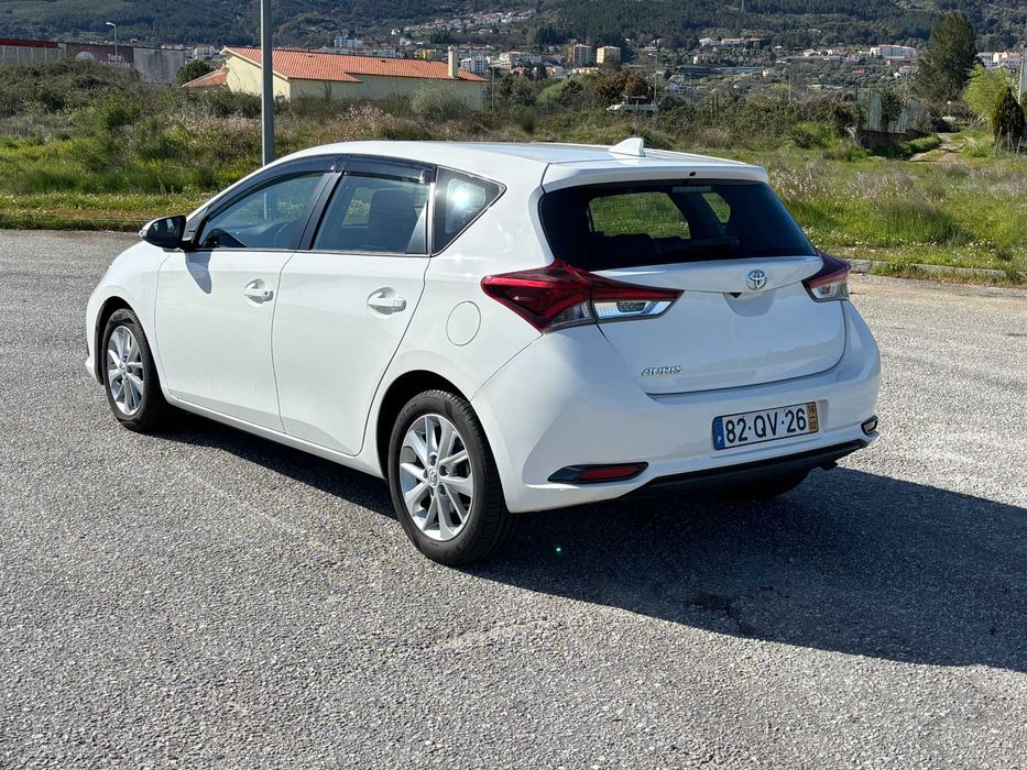 Toyota Auris 2016