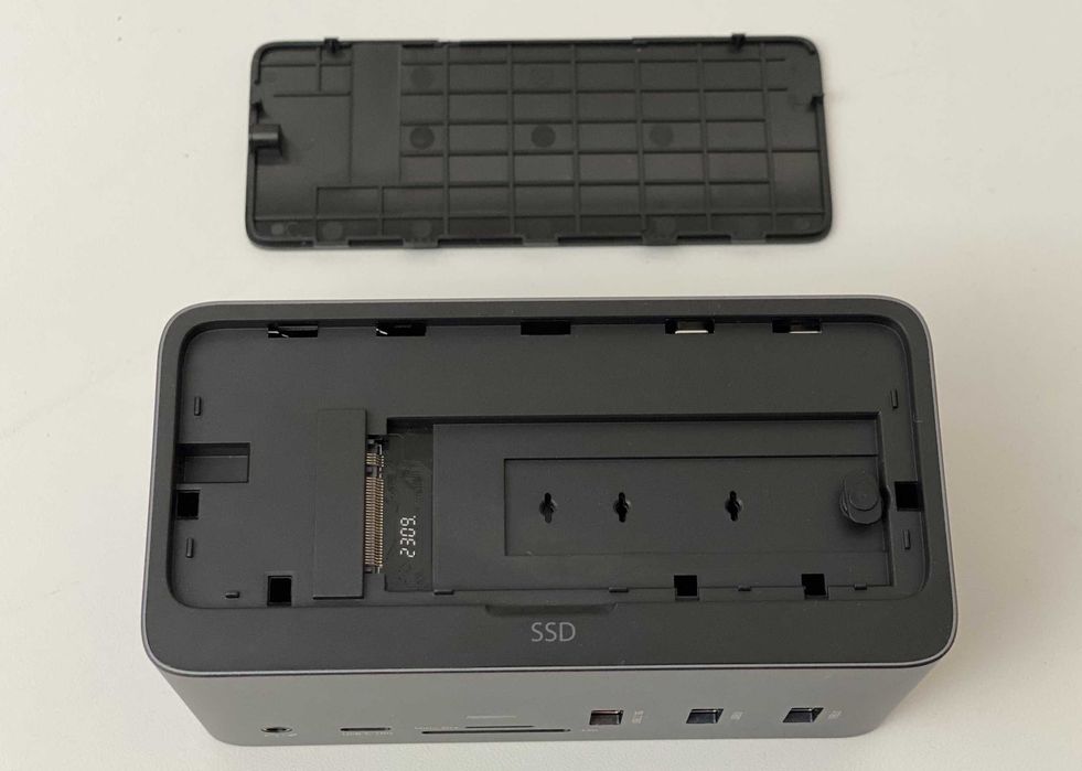 Dock USB-C CableTime 16 portów + miejsce na dysk SSD NVMe/NGFF