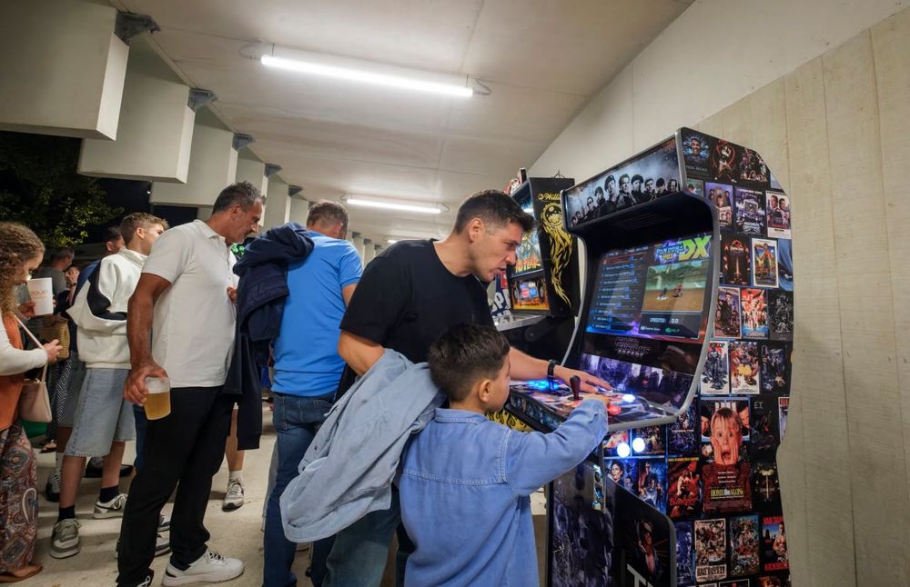 Aluguer Pinball, Sega Rally, Matraquilhos, Setas, Martelo e Arcades para Eventos | Porto