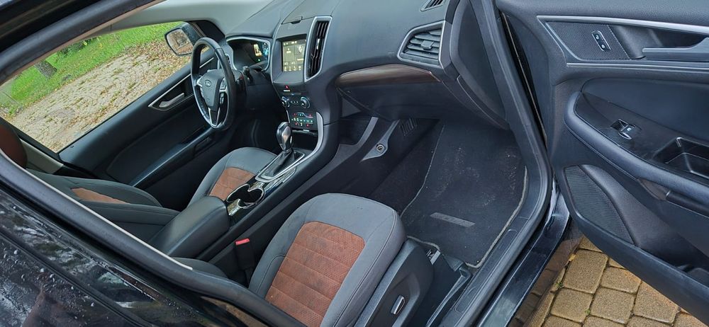 Fotele Ford EDGE 2  2018rok wersja USA Komplet elektryczne Grzane!