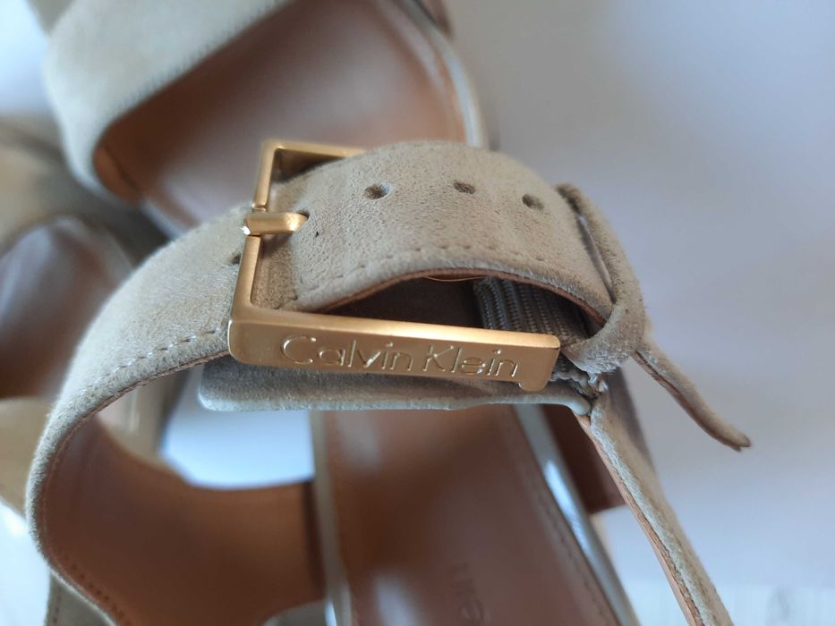 Бежевые серые нюдовые босоножки Calvin Klein р. 37 38 высокий каблук