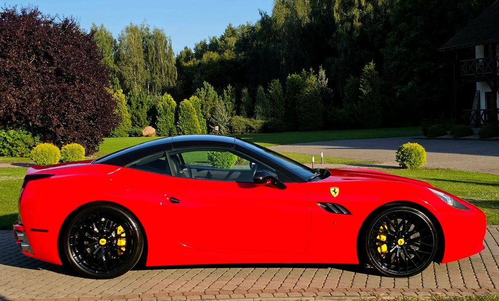 Ferrari California